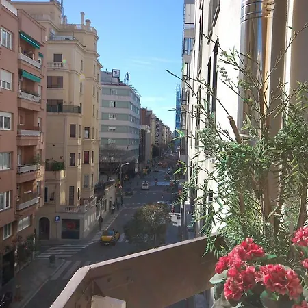 Lets Holidays Centric In Apartment Barcelona