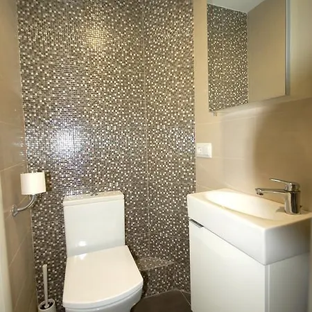 Apartment Lets Holidays Centric In
